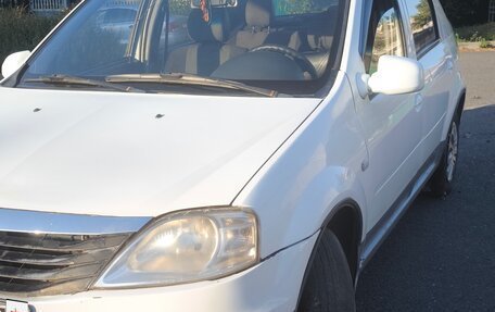 Renault Logan I, 2012 год, 290 000 рублей, 2 фотография