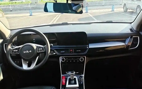 KIA Seltos I, 2023 год, 1 800 000 рублей, 11 фотография