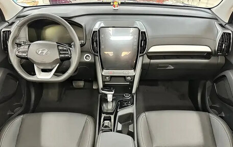 Hyundai ix35, 2023 год, 1 630 000 рублей, 12 фотография