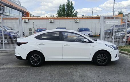 Hyundai Solaris II рестайлинг, 2022 год, 1 599 000 рублей, 4 фотография