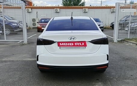 Hyundai Solaris II рестайлинг, 2022 год, 1 599 000 рублей, 6 фотография