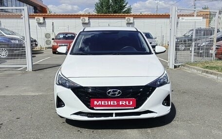 Hyundai Solaris II рестайлинг, 2022 год, 1 599 000 рублей, 2 фотография