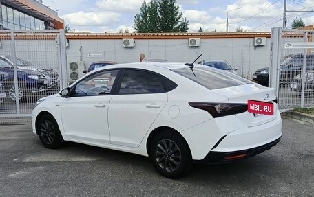 Hyundai Solaris II рестайлинг, 2022 год, 1 599 000 рублей, 7 фотография