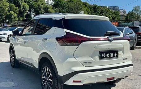 Nissan Kicks I, 2023 год, 1 176 000 рублей, 4 фотография