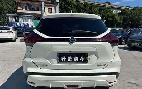 Nissan Kicks I, 2023 год, 1 176 000 рублей, 5 фотография