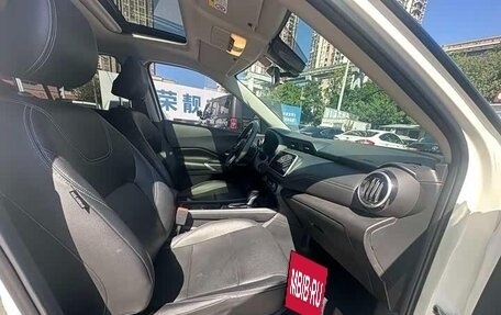 Nissan Kicks I, 2023 год, 1 176 000 рублей, 13 фотография