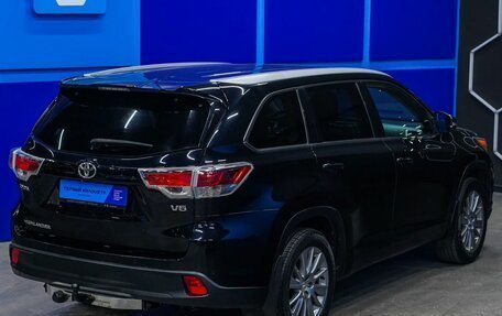Toyota Highlander III, 2015 год, 2 700 000 рублей, 7 фотография