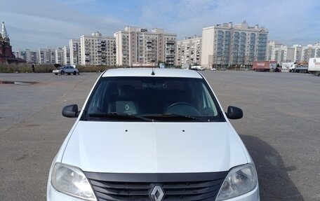 Renault Logan I, 2015 год, 380 000 рублей, 1 фотография