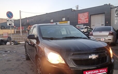 Chevrolet Cobalt II, 2013 год, 365 000 рублей, 2 фотография