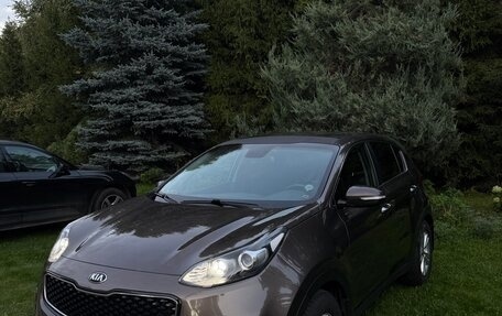 KIA Sportage IV рестайлинг, 2017 год, 1 690 000 рублей, 1 фотография