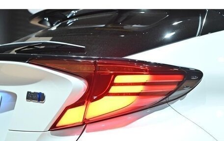 Toyota C-HR I рестайлинг, 2023 год, 2 275 899 рублей, 15 фотография