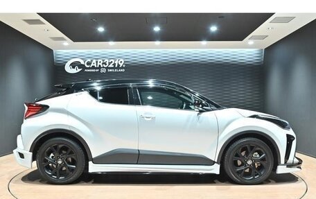 Toyota C-HR I рестайлинг, 2023 год, 2 275 899 рублей, 12 фотография
