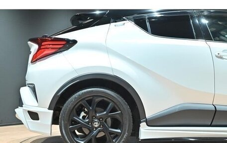 Toyota C-HR I рестайлинг, 2023 год, 2 275 899 рублей, 14 фотография