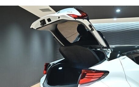 Toyota C-HR I рестайлинг, 2023 год, 2 275 899 рублей, 17 фотография