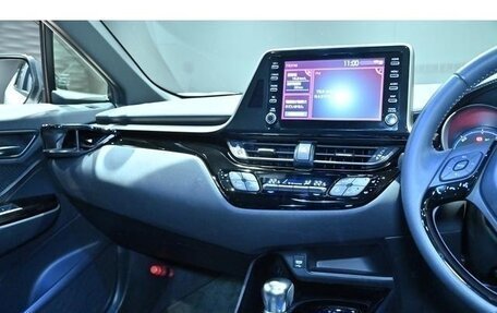 Toyota C-HR I рестайлинг, 2023 год, 2 275 899 рублей, 32 фотография