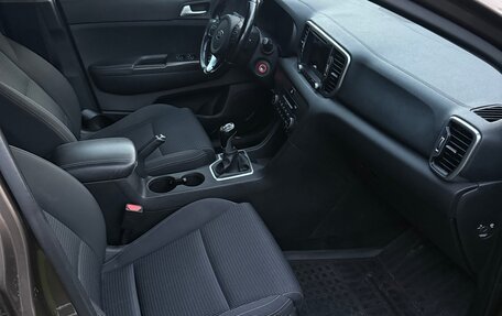 KIA Sportage IV рестайлинг, 2017 год, 1 690 000 рублей, 10 фотография