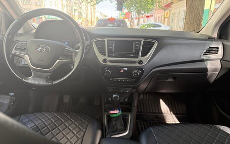 Hyundai Solaris II рестайлинг, 2019 год, 1 400 000 рублей, 11 фотография