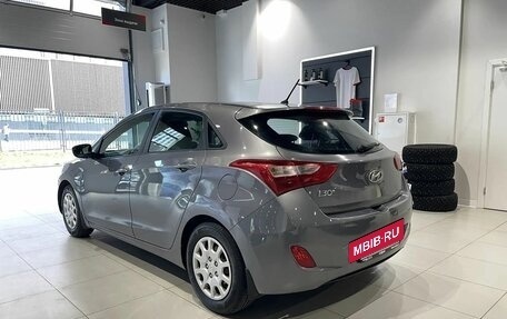 Hyundai i30 II рестайлинг, 2012 год, 899 000 рублей, 6 фотография