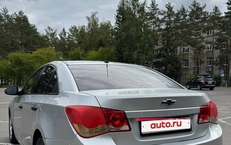Chevrolet Cruze II, 2011 год, 530 000 рублей, 2 фотография