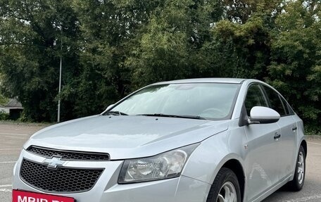 Chevrolet Cruze II, 2011 год, 530 000 рублей, 7 фотография