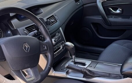 Renault Latitude I, 2010 год, 800 000 рублей, 7 фотография