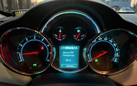 Chevrolet Cruze II, 2013 год, 950 000 рублей, 30 фотография