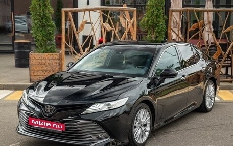 Toyota Camry, 2018 год, 2 450 000 рублей, 5 фотография