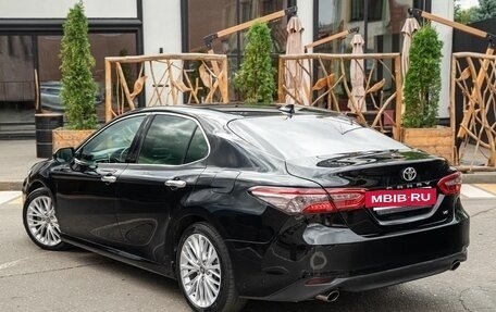 Toyota Camry, 2018 год, 2 450 000 рублей, 19 фотография