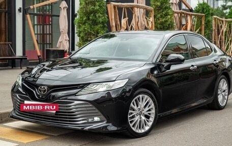 Toyota Camry, 2018 год, 2 450 000 рублей, 18 фотография