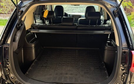 Mitsubishi Outlander III рестайлинг 3, 2015 год, 2 200 000 рублей, 13 фотография