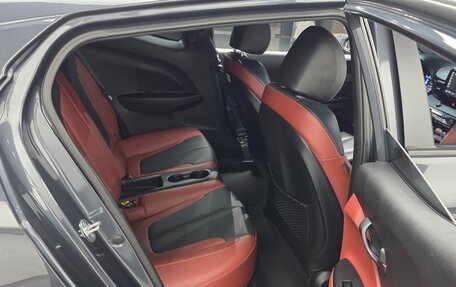 Hyundai Veloster II, 2018 год, 1 300 000 рублей, 18 фотография