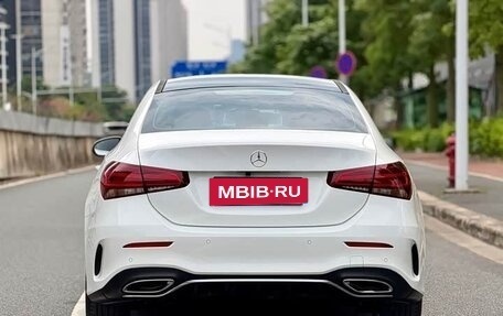 Mercedes-Benz A-Класс, 2022 год, 1 670 000 рублей, 5 фотография