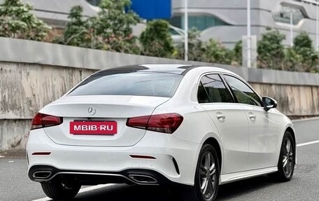 Mercedes-Benz A-Класс, 2022 год, 1 670 000 рублей, 4 фотография