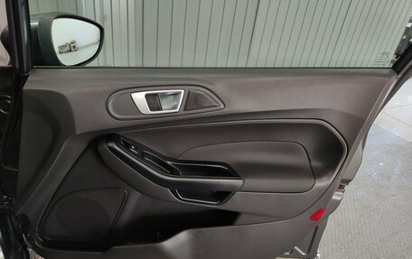 Ford Fiesta, 2018 год, 900 000 рублей, 16 фотография