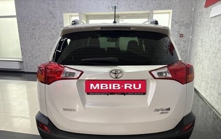 Toyota RAV4, 2014 год, 2 199 000 рублей, 4 фотография