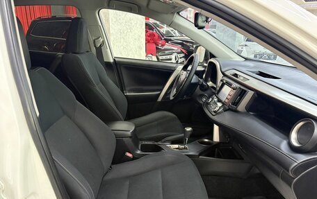 Toyota RAV4, 2014 год, 2 199 000 рублей, 17 фотография