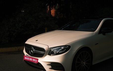 Mercedes-Benz E-Класс AMG, 2018 год, 5 900 000 рублей, 12 фотография