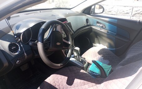 Chevrolet Cruze II, 2012 год, 530 000 рублей, 8 фотография