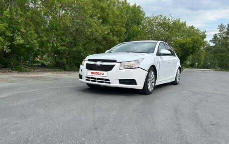 Chevrolet Cruze II, 2012 год, 800 000 рублей, 2 фотография