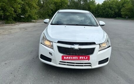 Chevrolet Cruze II, 2012 год, 800 000 рублей, 11 фотография