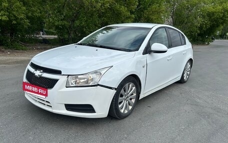 Chevrolet Cruze II, 2012 год, 800 000 рублей, 13 фотография