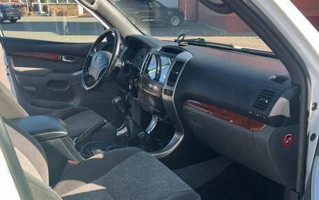 Toyota Land Cruiser Prado 120 рестайлинг, 2009 год, 2 000 000 рублей, 8 фотография