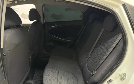 Hyundai Solaris II рестайлинг, 2014 год, 990 000 рублей, 11 фотография