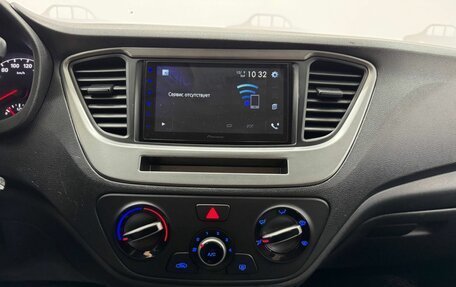 Hyundai Solaris II рестайлинг, 2018 год, 1 400 000 рублей, 14 фотография