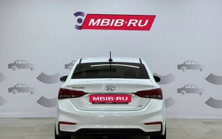 Hyundai Solaris II рестайлинг, 2018 год, 1 400 000 рублей, 5 фотография