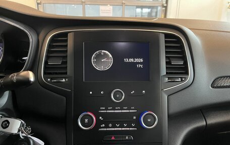 Renault Megane IV, 2018 год, 1 550 000 рублей, 13 фотография