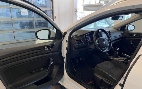 Renault Megane IV, 2018 год, 1 550 000 рублей, 21 фотография