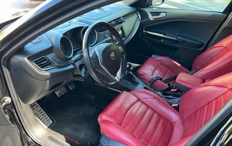 Alfa Romeo Giulietta, 2018 год, 2 800 000 рублей, 12 фотография