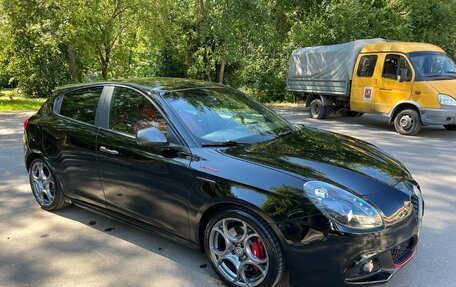 Alfa Romeo Giulietta, 2018 год, 2 800 000 рублей, 6 фотография