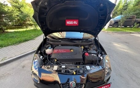 Alfa Romeo Giulietta, 2018 год, 2 800 000 рублей, 19 фотография
